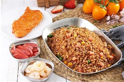 梁小猴炒饭 核心加盟优势与专业餐饮管理体系解析